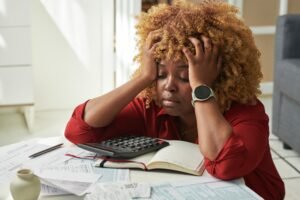 Como Organizar suas Finanças Pessoais e Sair do Vermelho